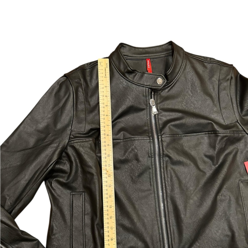 NWT Spanx  Leather-Like Moto Jacket Vegan  Zip Front Luxe Medium or 1x - Picture 9 of 12